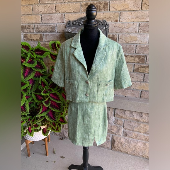 FASHION NOVA Can’t Let You Go Tweed Skirt Matching Set Sage Green SZ Medium NEW - Picture 15 of 16